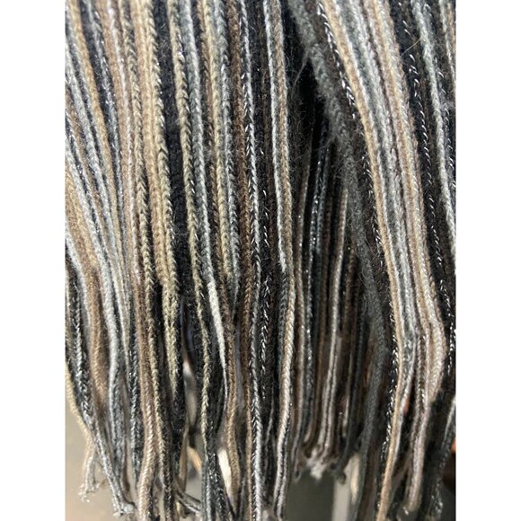 Echo Women's King Of‎ Stripes Wrap Fringed Scarf - Picture 5 of 6